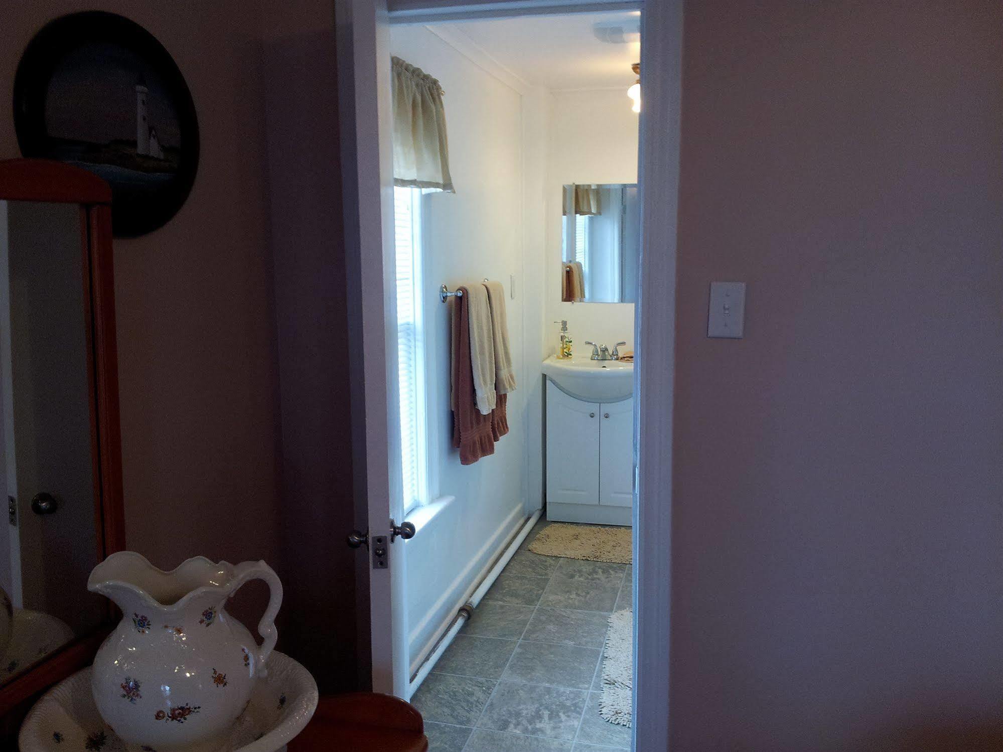 The Spaniards Room Heritage Home Spaniards Bay Kültér fotó