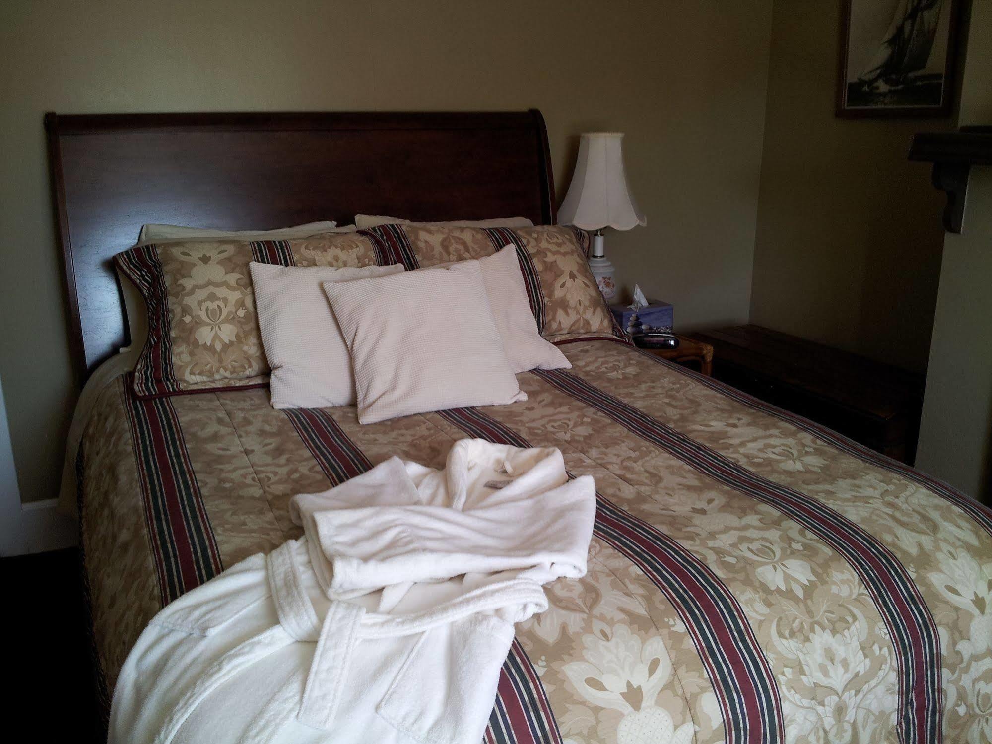 The Spaniards Room Heritage Home Spaniards Bay Kültér fotó