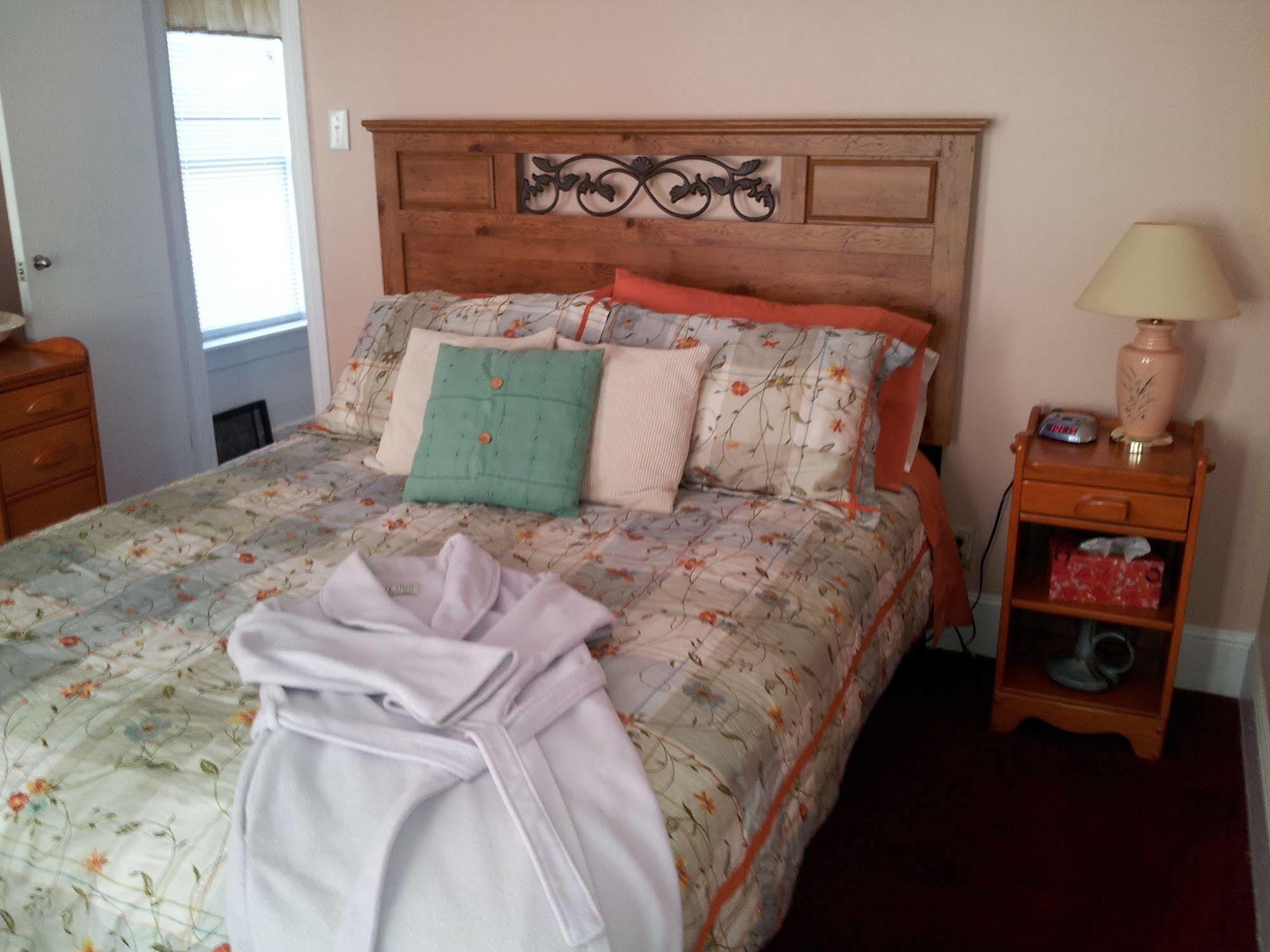 The Spaniards Room Heritage Home Spaniards Bay Kültér fotó